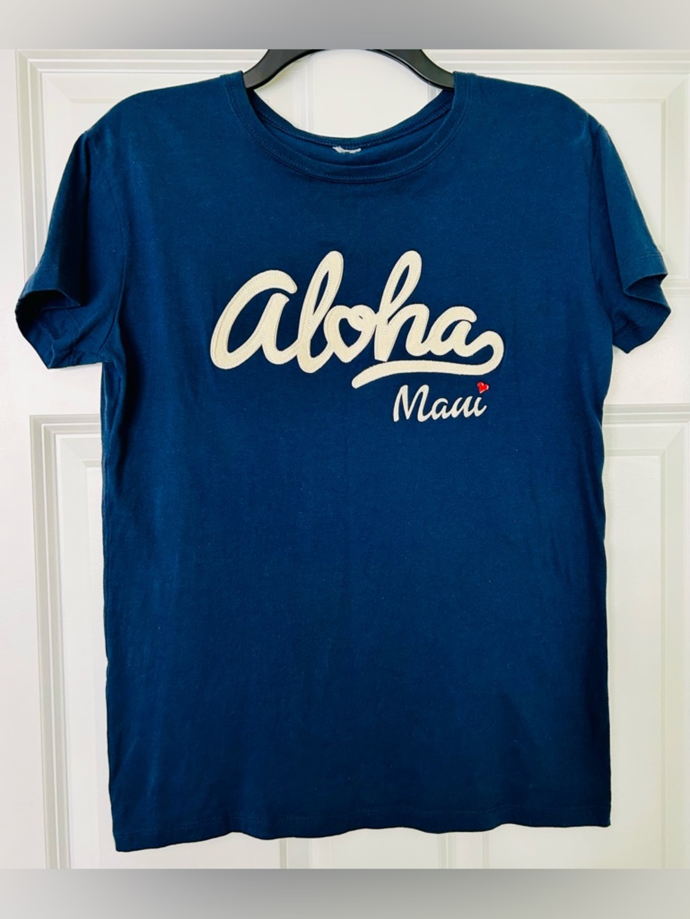 Aloha Maui Script Tee - Navy Cream
